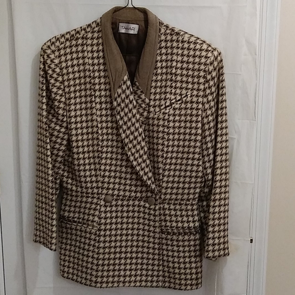 Tahari Houndstooth Vintage 80's Blazer - Picture 2 of 15